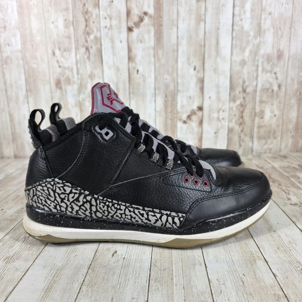Jordan Spizike‎ Basketball Shoes Black Red Accent Sneakers Athletic Mens